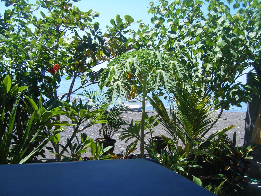 Alur Beach Homestay Amed  Ngoại thất bức ảnh