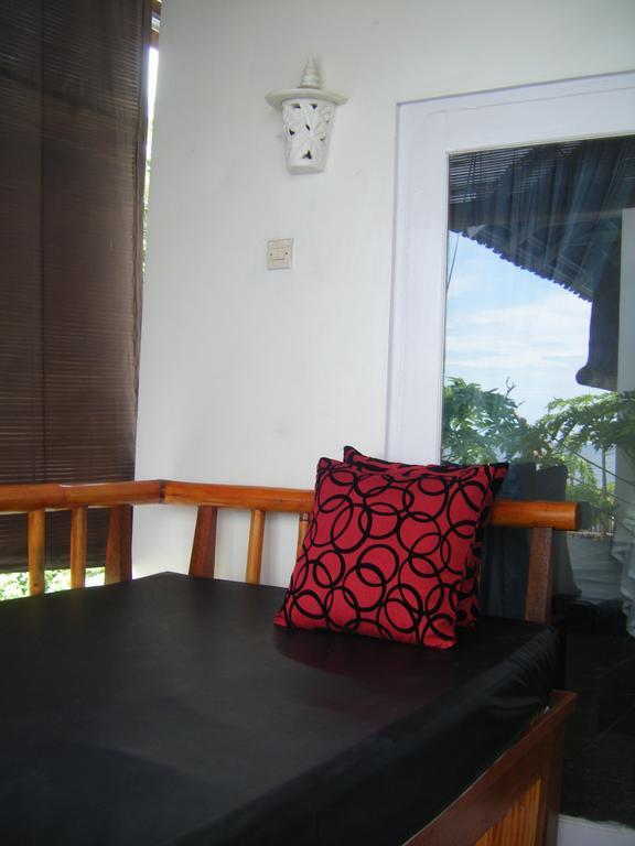 Alur Beach Homestay Amed  Phòng bức ảnh