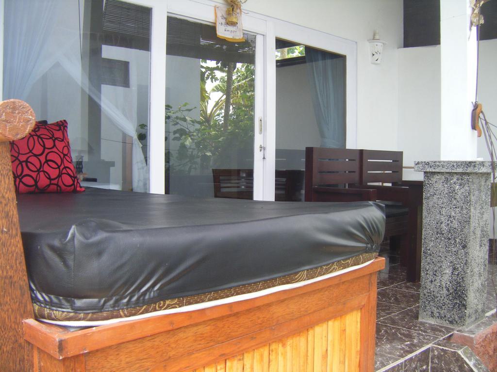 Alur Beach Homestay Amed  Phòng bức ảnh
