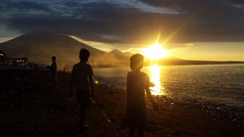 Alur Beach Homestay Amed  Ngoại thất bức ảnh